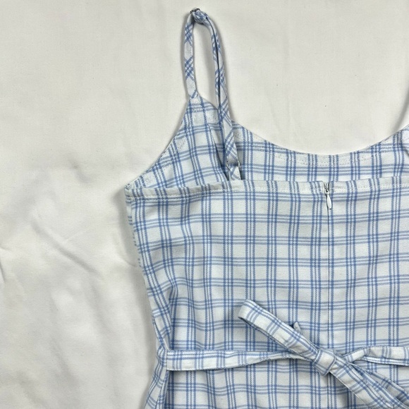 Brandy Melville Colleen Dress - Picture 3 of 11